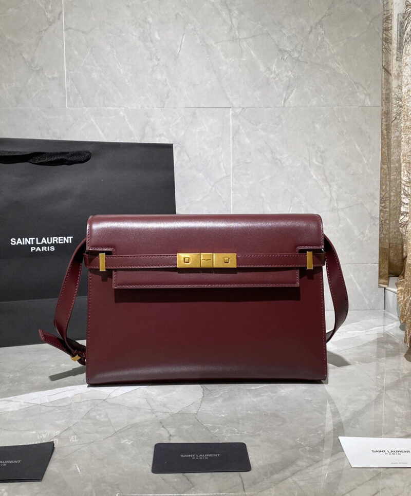 Saint Laurent Manhattan Shoulder Bag In Smooth Leather 579271